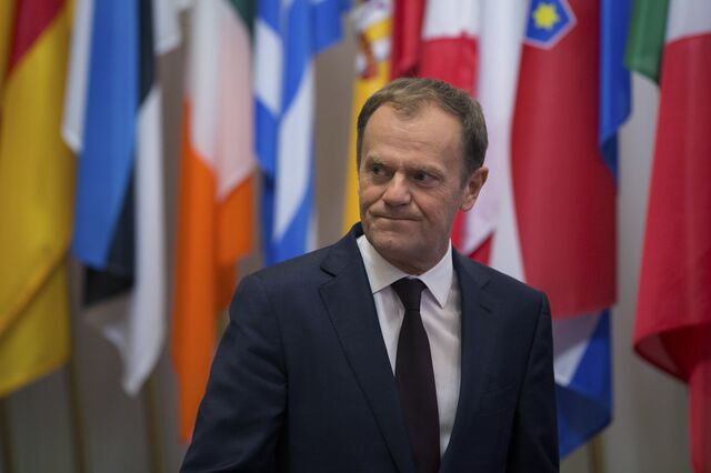 'Não venham para a Europa', apela Tusk aos migrantes