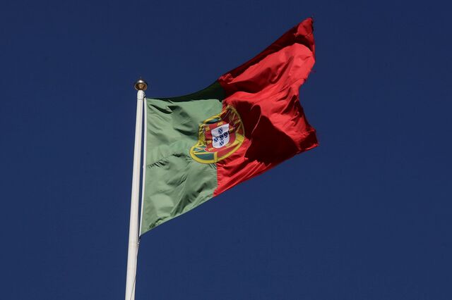 Dívida externa de Portugal recua para mínimo de cinco anos