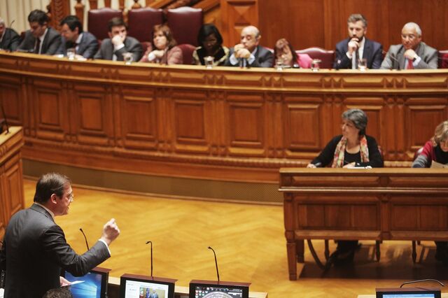 Banif vai levar ao Parlamento dois primeiros-ministros