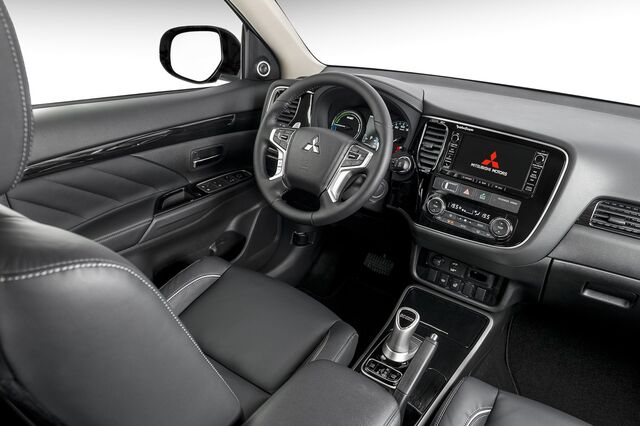 Mitsubishi Outlander PHEV: Espécie única 