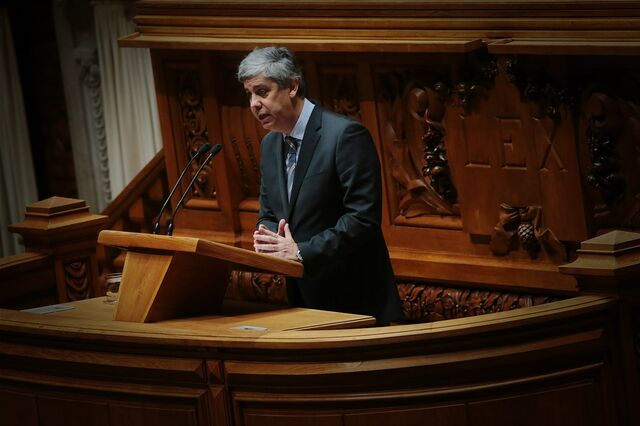 Governo reforça depósitos com dívida pública em Janeiro