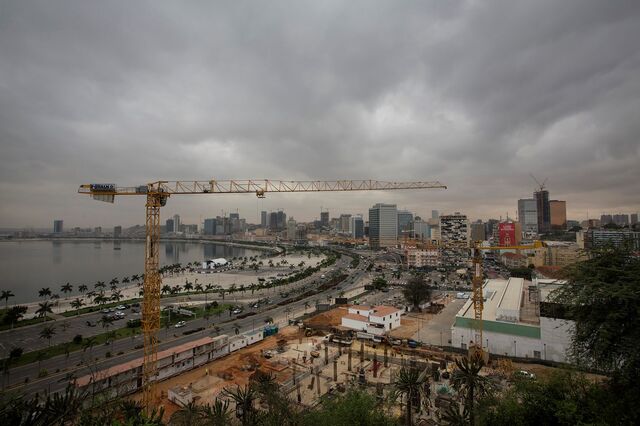 Chineses ganham mais de mais de mil milhões em obras públicas em Angola