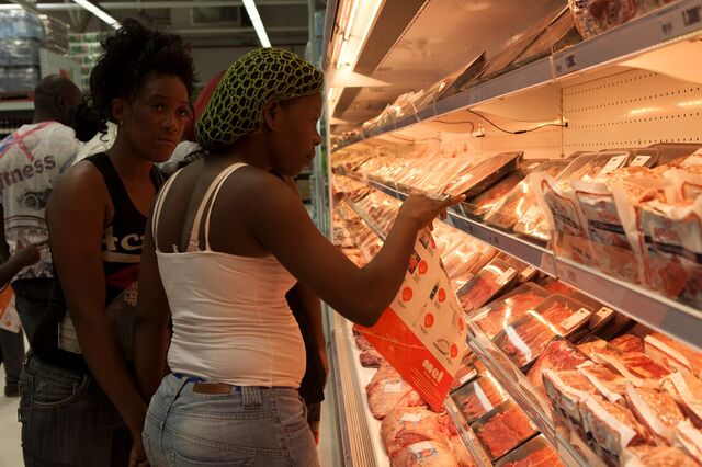 Preços em Luanda disparam mais de 30% num ano