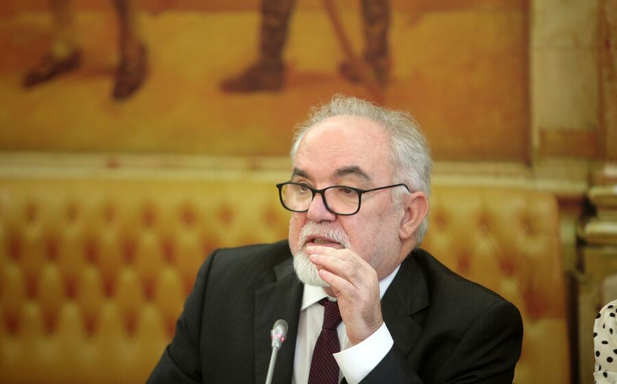 Vieira da Silva Parlamento