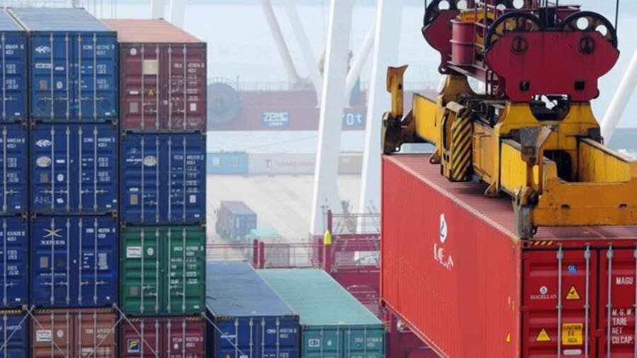 BLOOMBERG TV - Mobius: China Will Have to Put Stimulus Into Economy