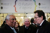 António Costa fechou os trabalhos das jornadas da Associação da Hotelaria, Restauração e Similares (AHRESP), sublinhando a decisão do Governo de privilegiar a redução do IVA na restauração.   