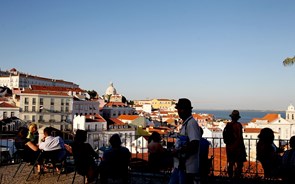 Câmara de Lisboa vai suspender registos de alojamento local em cinco bairros