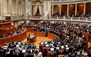parlamento orçamento