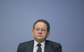 Constâncio: 'Espero que o país saiba agradecer devidamente' a Mário Soares