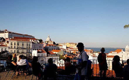 Turistas já ocupam 34% das casas do centro histórico de Lisboa 