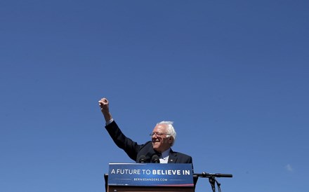 Sanders vence Clinton no Oregon