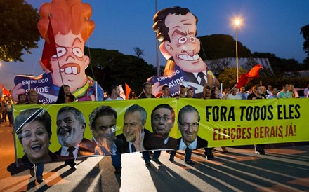 Comissão do Senado viabiliza abertura do processo de impeachment de Dilma