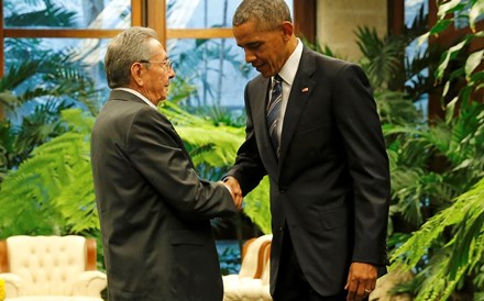 Obama acaba com regime especial de residência para cubanos