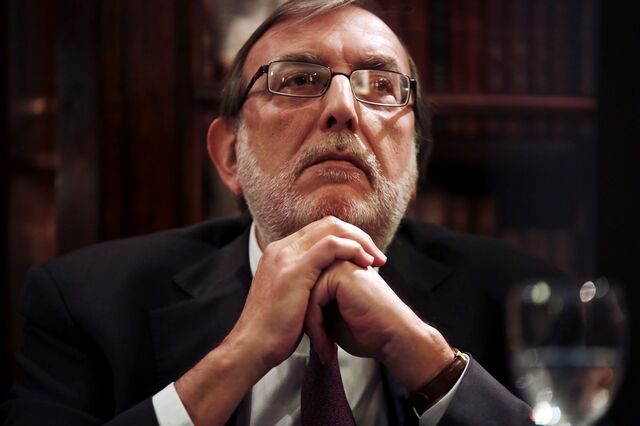 Ex-governador defende regresso 'à persuasão moral' na supervisão