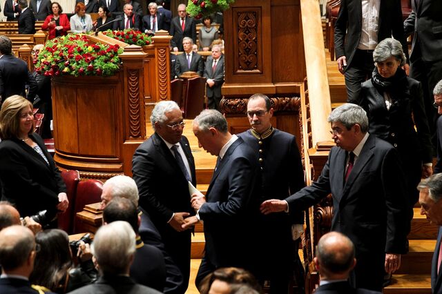Discurso de Marcelo: BE e PCP esperam 'para ver', direita promete 'respeito democrático'