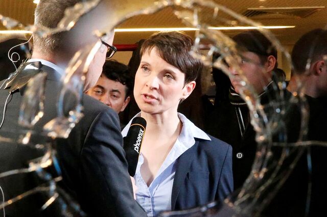 Co-líder do AfD expõe divisões internas na extrema-direita
