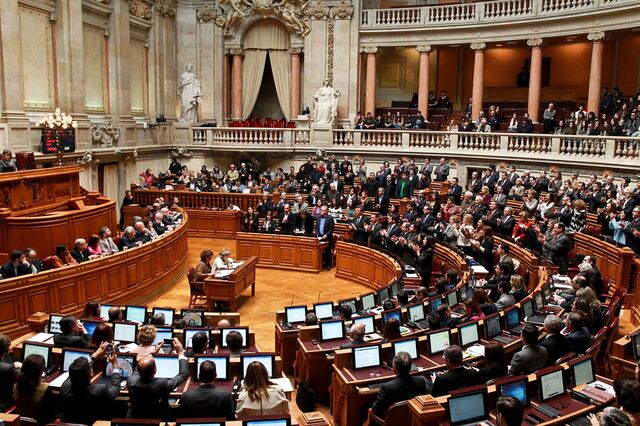 PSD defende “revisão cirúrgica” à legislação laboral