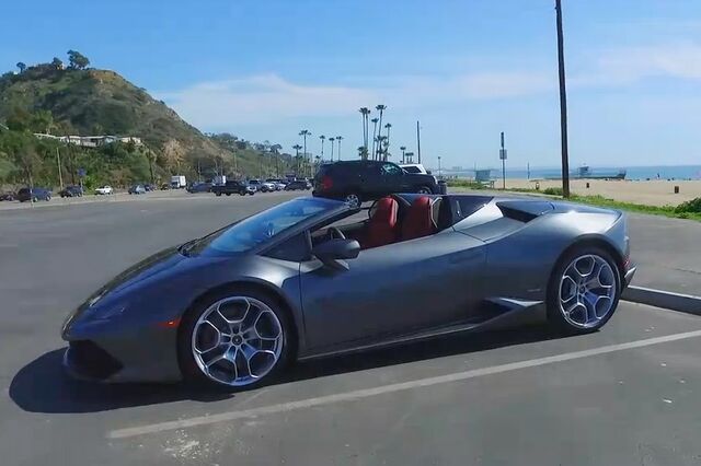 Bloomberg: Lamborghini Huracán Spyder, 'o descapotável dos seus sonhos'