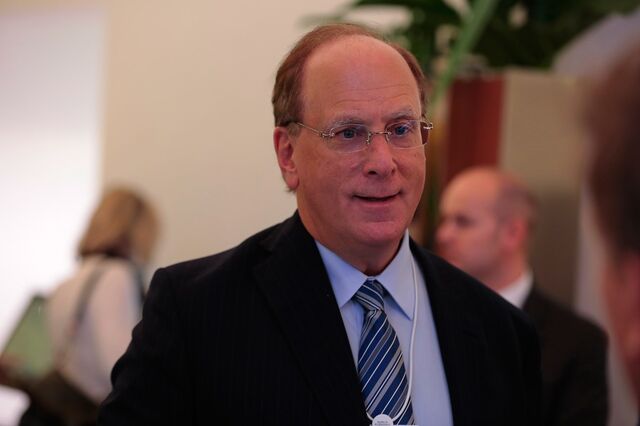 CEO da BlackRock antecipa 'sombras negras' no mercado e diz que vive em 'mundo bipolar'