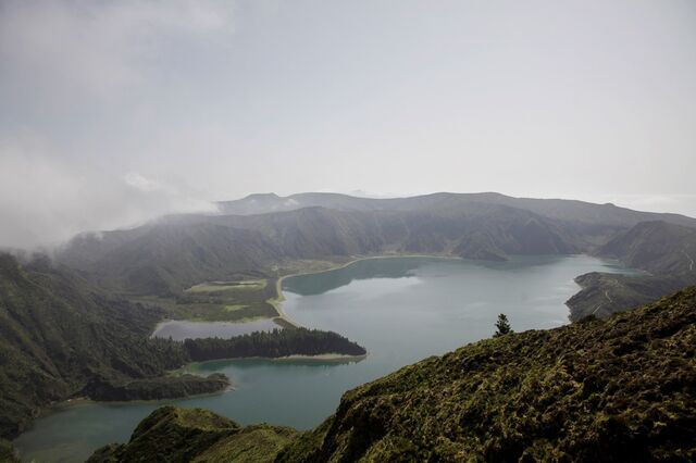 'Low cost' põem Açores a contar milhões