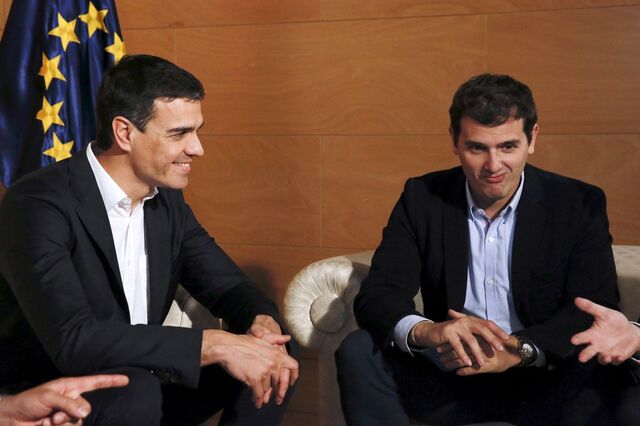 Crise catalã impulsiona Cidadãos e põe partido de Rivera empatado com PSOE