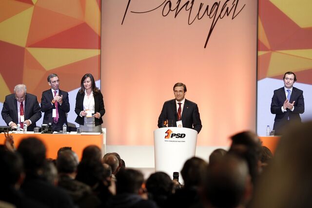 Passos Coelho entre o passado e o futuro