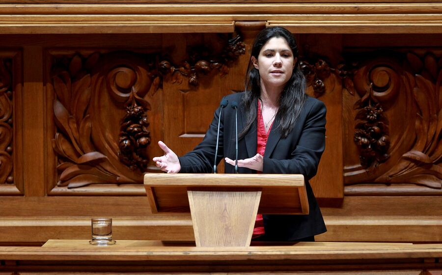 Mariana Mortágua parlamento