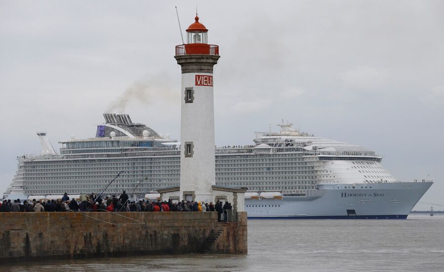 harmony of the seas royal caribbean cruzeiro barco navio