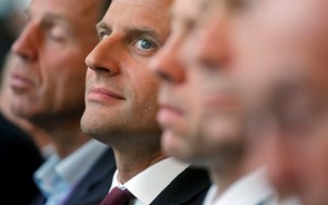 Emmanuel Macron sobe nas sondagens e está mais próximo do Eliseu