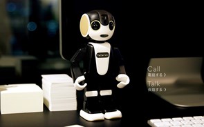 Sharp apresenta RoBoHon, o primeiro robot smartphone do mundo