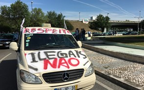 Bloco de Esquerda manifesta 'apoio político' aos taxistas em protesto contra a Uber  