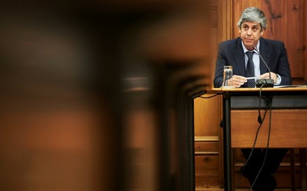 Centeno aperta controlo sobre salários e rendas no Estado