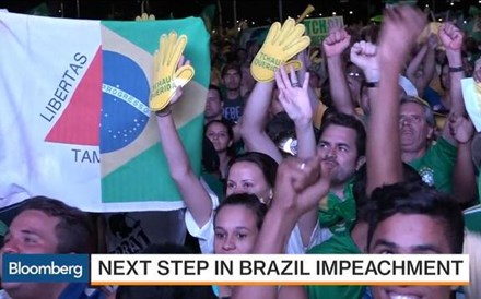 Lágrimas e sorrisos: o Brasil depois da luz verde ao impeachment de Dilma