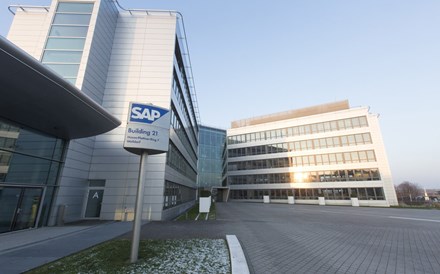 Lucros da SAP superam estimativas