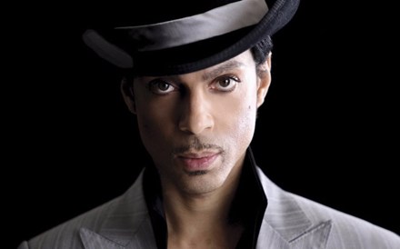 Confirmada morte de Prince por overdose de opiáceos