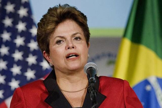 Dilma sugere eleições antecipadas e tenta evitar 'impeachment'