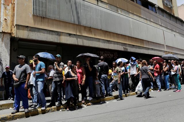 Portugueses na Venezuela: “Adios, mi amor” 