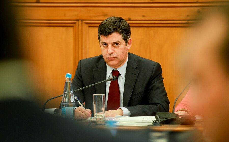 manuel caldeira cabral ministro economia parlamento comissão