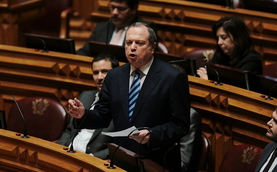 carlos césar 