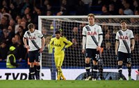 O Tottenham ainda esteve a ganhar 2-0 em Stanford Breage, mas o resultado final foi um empate.