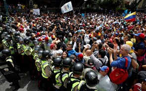 Partido do Governo vai preparar milícias para segurança e defesa da Venezuela