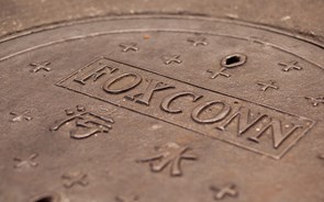 Chineses da Foxconn estudam investir 7 mil milhões nos EUA