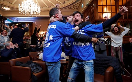 Leicester campeão de futebol de Inglaterra pela primeira vez na sua história