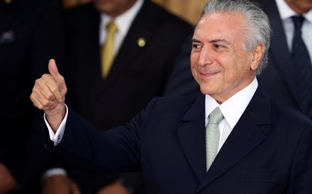 Temer defende legitimidade: 'Os votos que Dilma recebeu, eu também recebi'