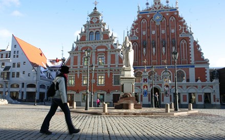 Letónia lidera subida das dormidas turísticas em 2018. Mas é Espanha que tem a fatia de leão