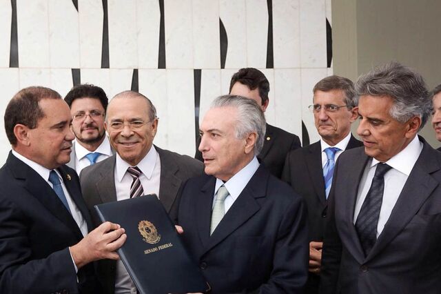 A longa marcha do novo Presidente