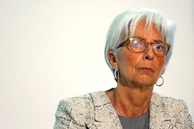 FMI quer novo brilharete no défice