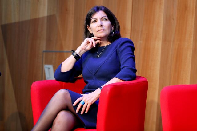 Presidente da câmara de Paris quer montar campo de refugiados