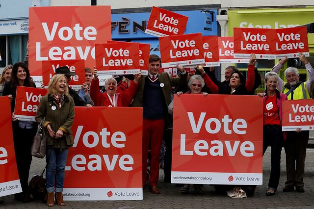 Referendo britânico deixa Europa em suspenso