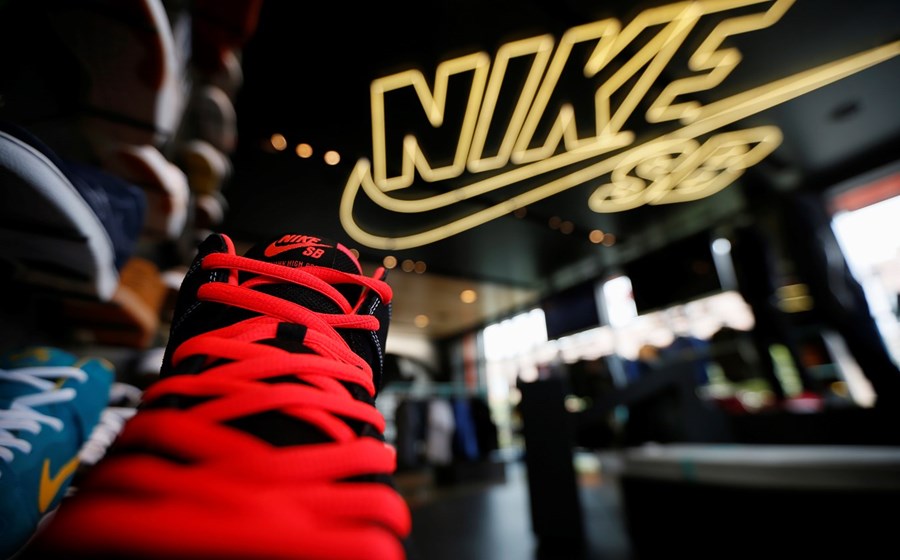 18 - Nike – Fundada como Blue Ribbon Sports e já com mais de 50 anos de história, a empresa famosa pela assinatura “Just do it” vale 24 mil milhões de euros.